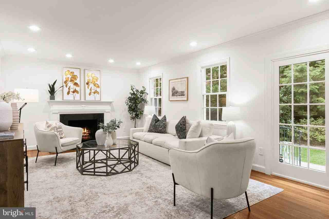5193 Watson St Nw - Photo 5 of 44