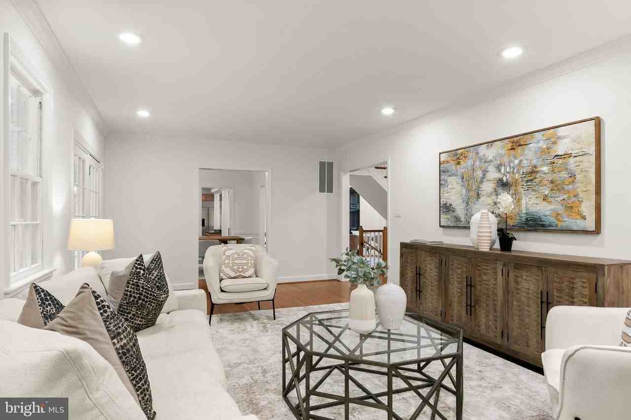 5193 Watson St Nw - Photo 7 of 44