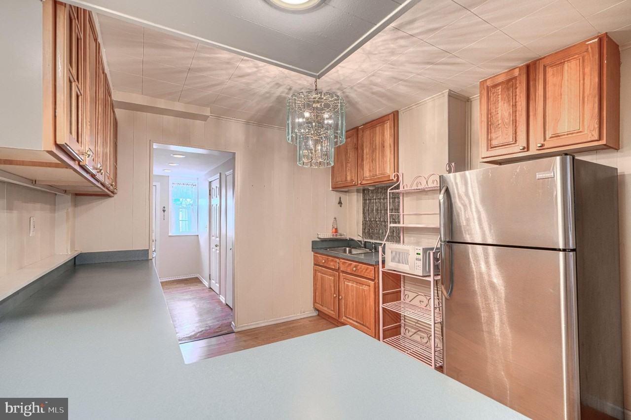 1453 Woodall St - Photo 7 of 27