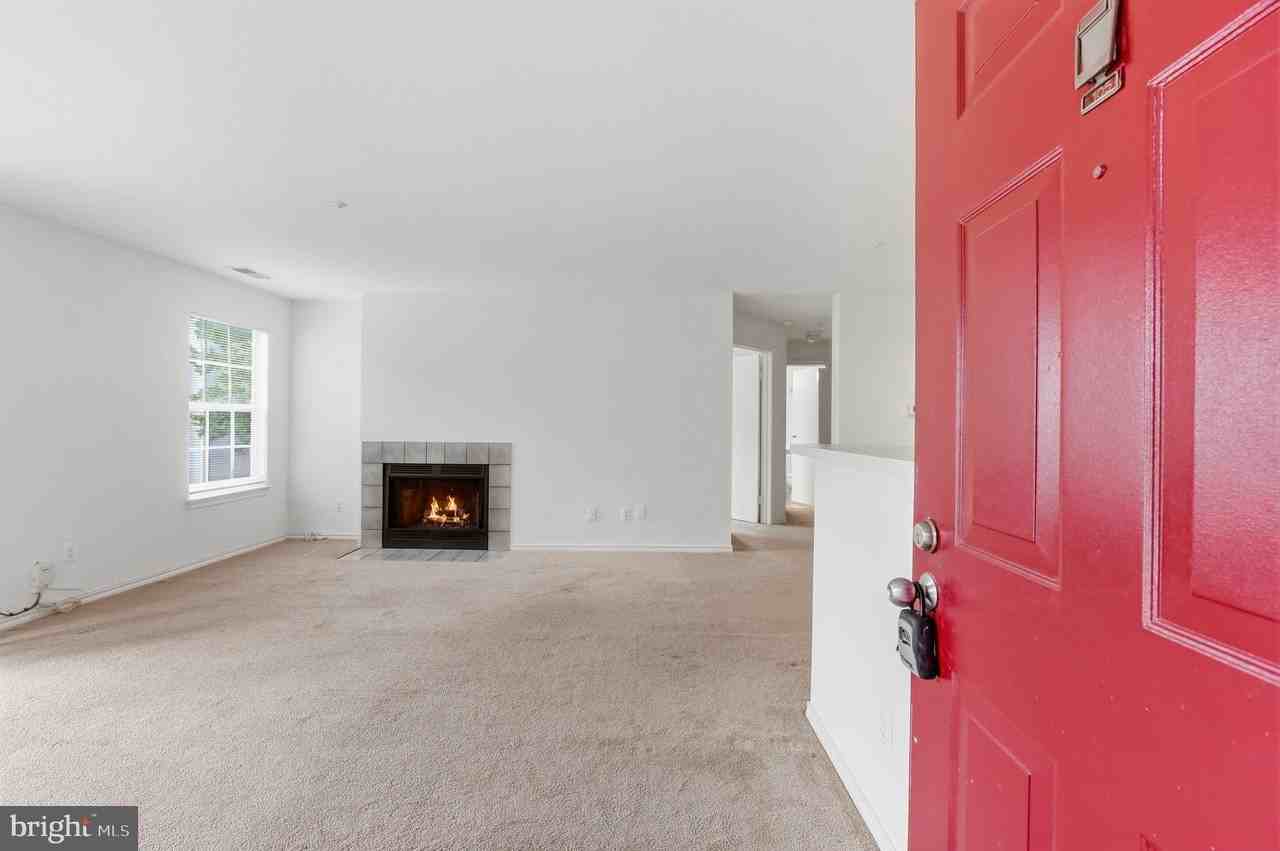 9907 Boysenberry Way #105 - Photo 4 of 19