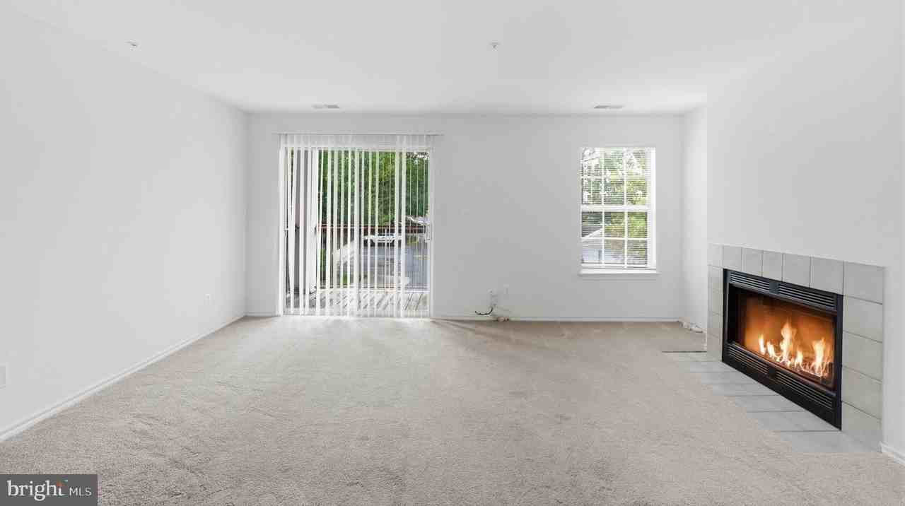 9907 Boysenberry Way #105 - Photo 7 of 19