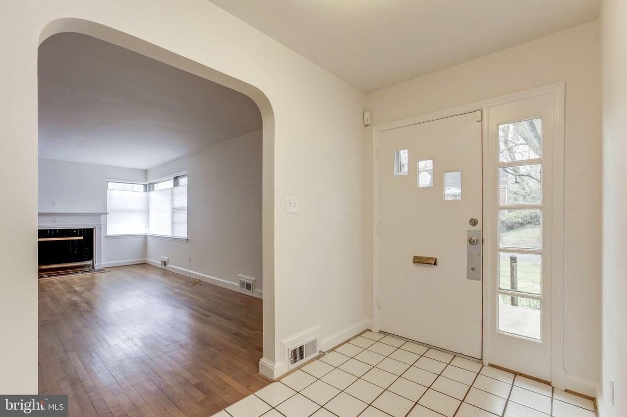 5601 Pollard Rd - Photo 6 of 26
