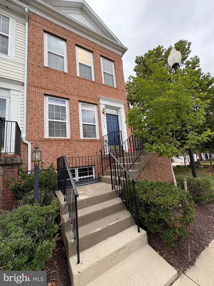 5618 Lanier Ave - Photo 2 of 28