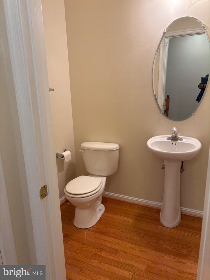 5618 Lanier Ave - Photo 7 of 28