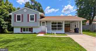 4 Lakecrest Cir - Photo 1 of 1