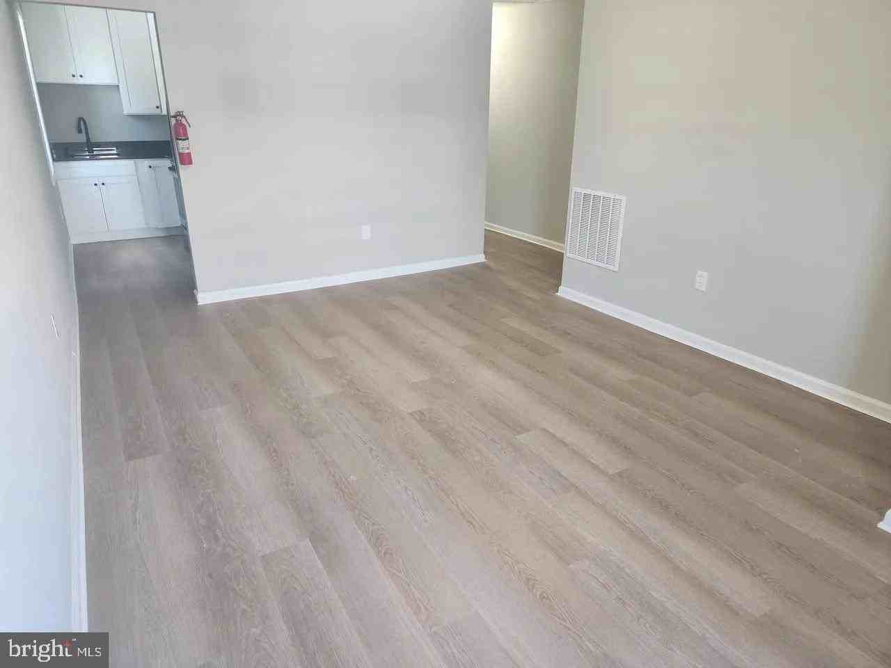 24 N 2nd Ave #5 - Photo 4 of 7