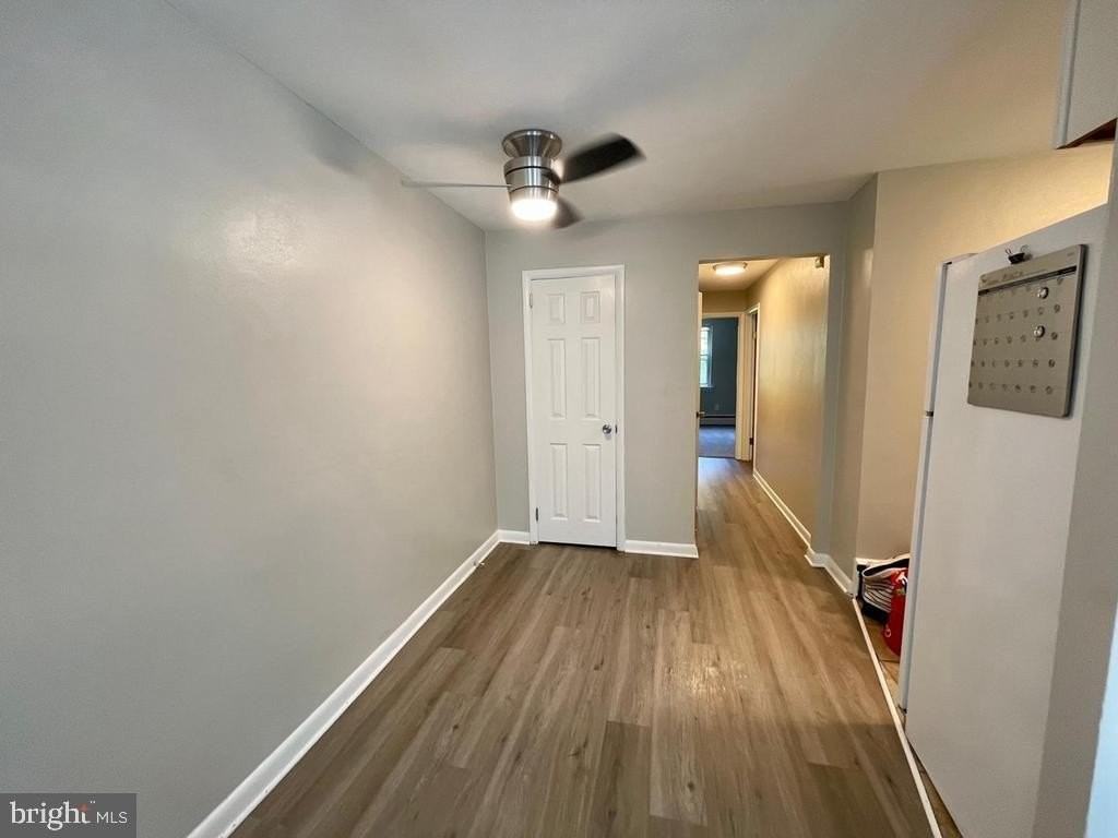 239 S 3rd St #B - Photo 7 of 16