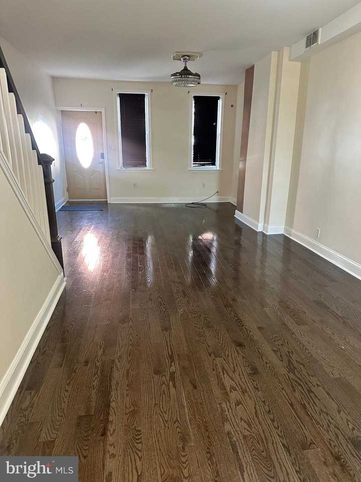 2235 N Hancock St - Photo 7 of 18