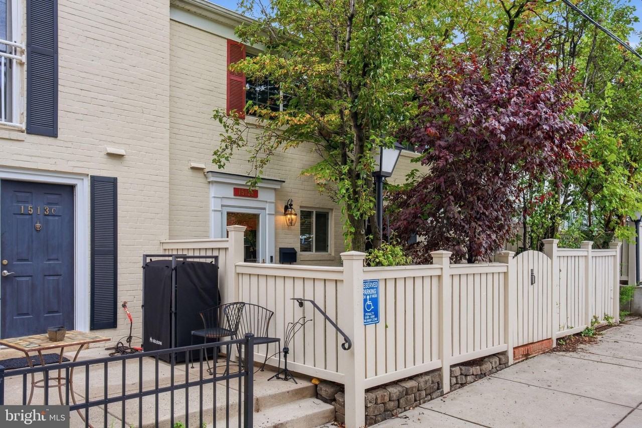 1513B N Van Dorn St - Photo 4 of 23