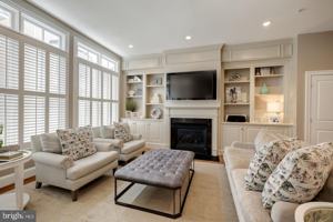 featured image of 712 Bracey Ln