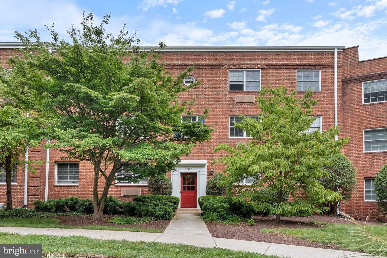 1732 W Abingdon Dr #301