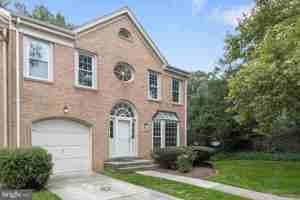 featured image of 1550 Mclean Commons Ct