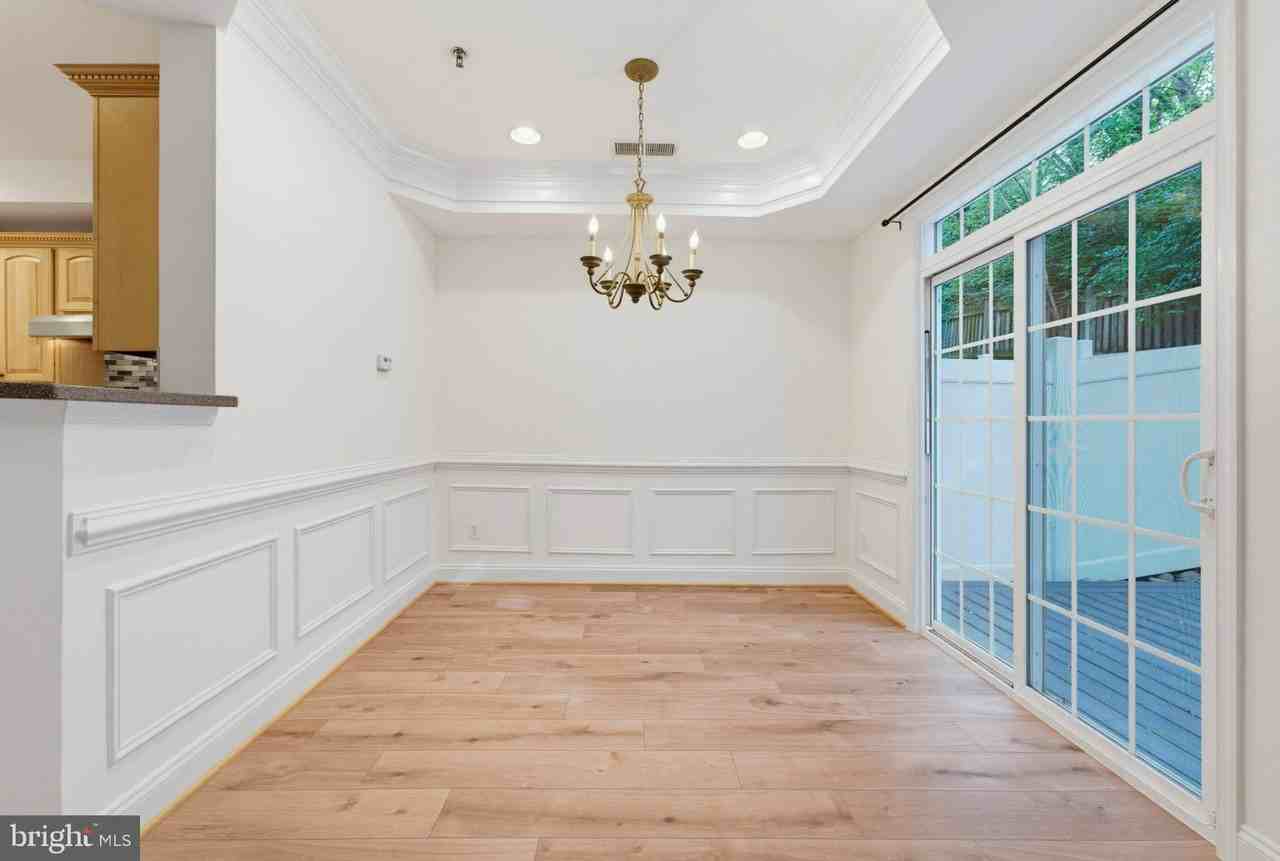 7135 Mason Grove Ct #15 - Photo 7 of 34
