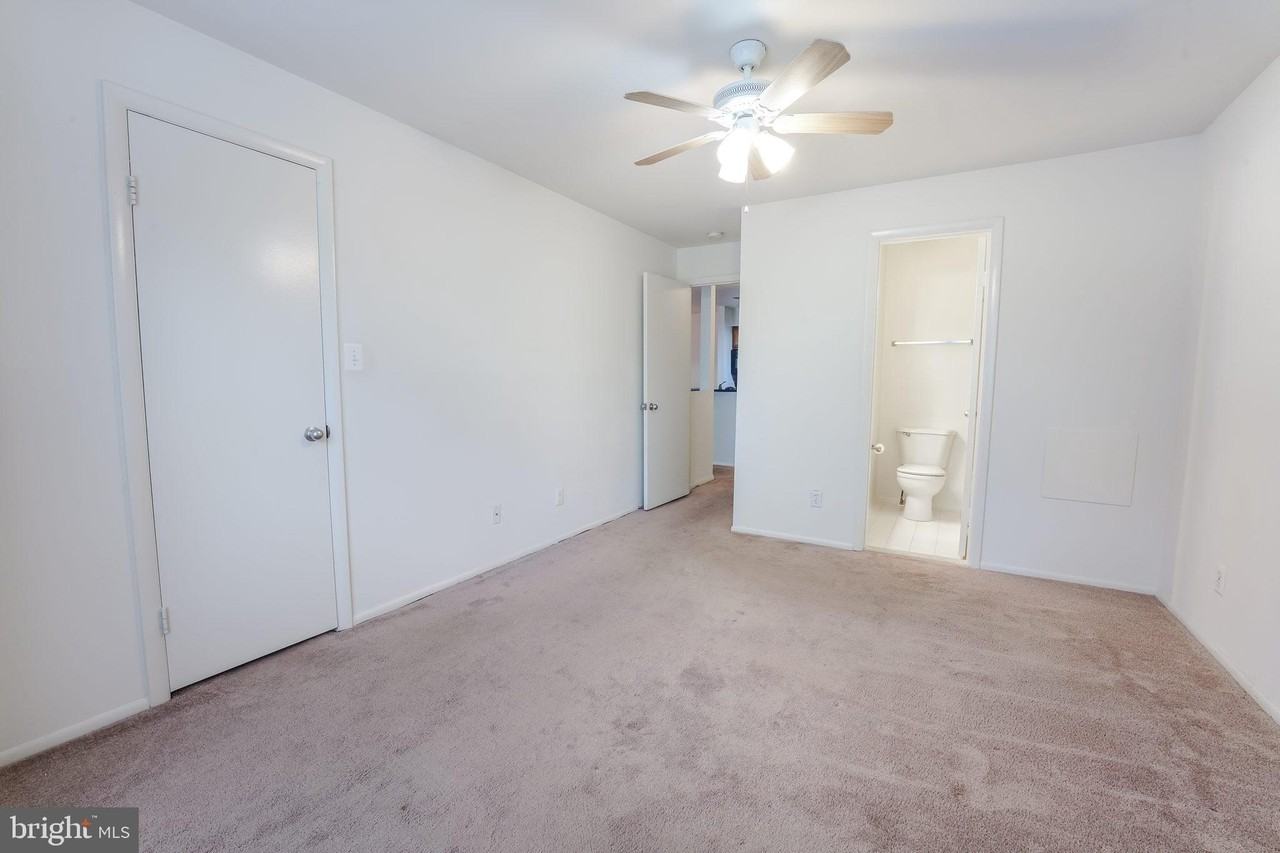 1712 Abercromby Ct #E - Photo 7 of 25