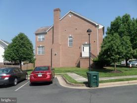675 Mcleary Sq Se - Photo 1 of 1