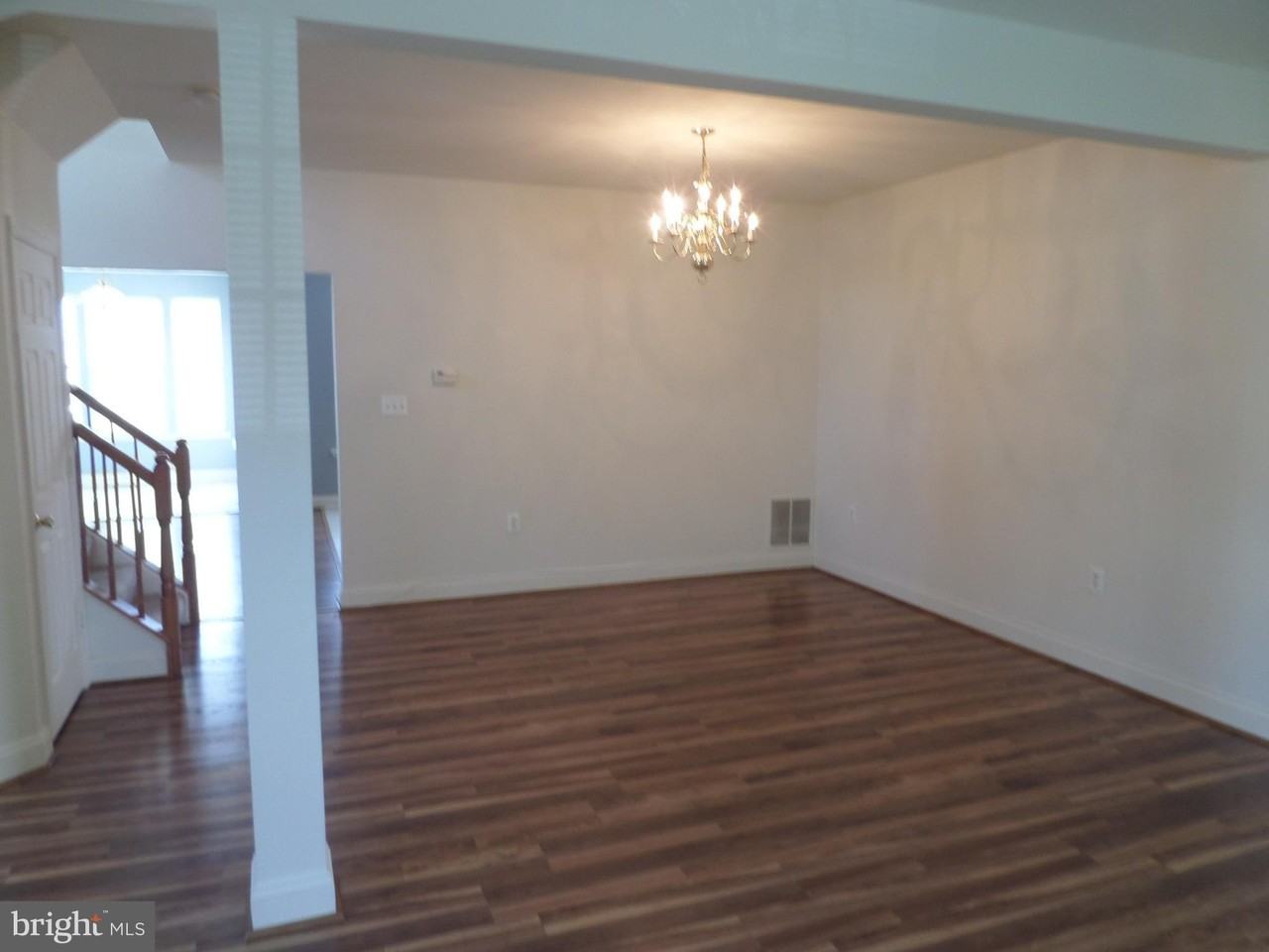 675 Mcleary Sq Se - Photo 6 of 29