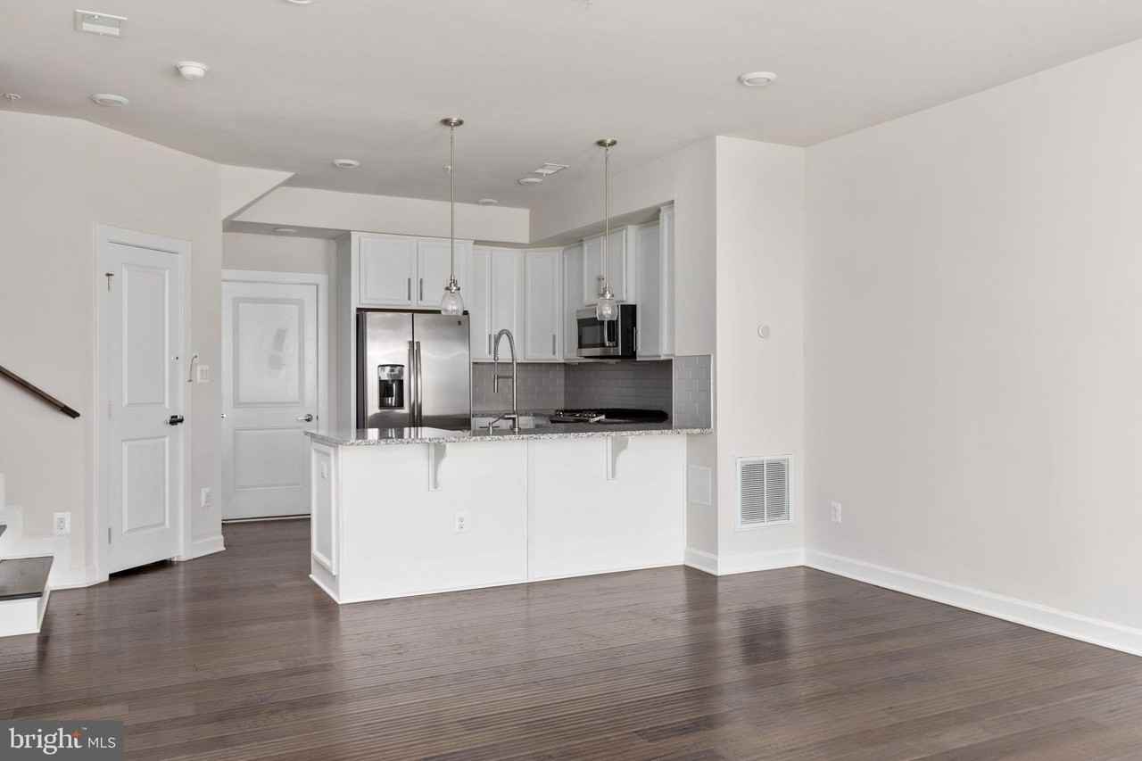 44666 Provincetown Dr - Photo 2 of 20