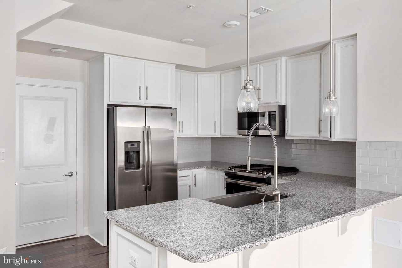 44666 Provincetown Dr - Photo 7 of 20
