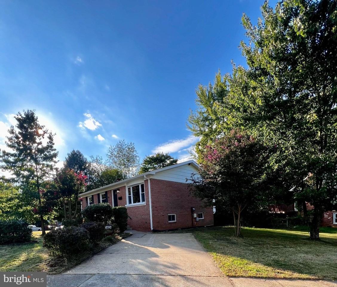14624 Danville Rd - Photo 2 of 21
