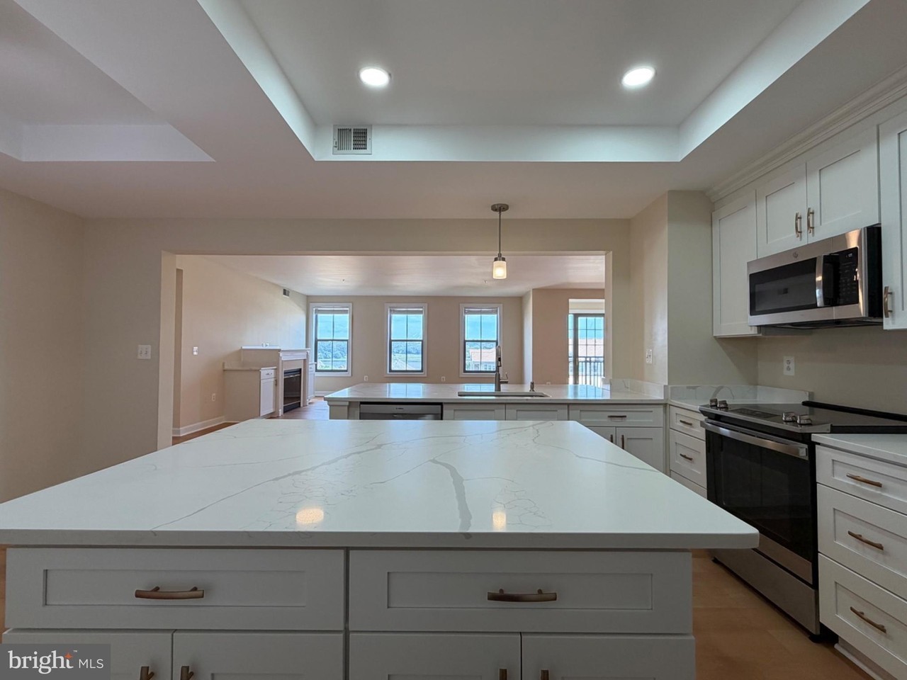 485 Harbor Side St #604 - Photo 5 of 49