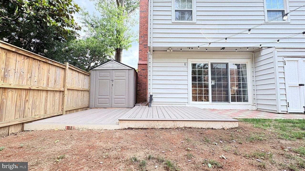 2174 Mayflower Dr - Photo 3 of 20