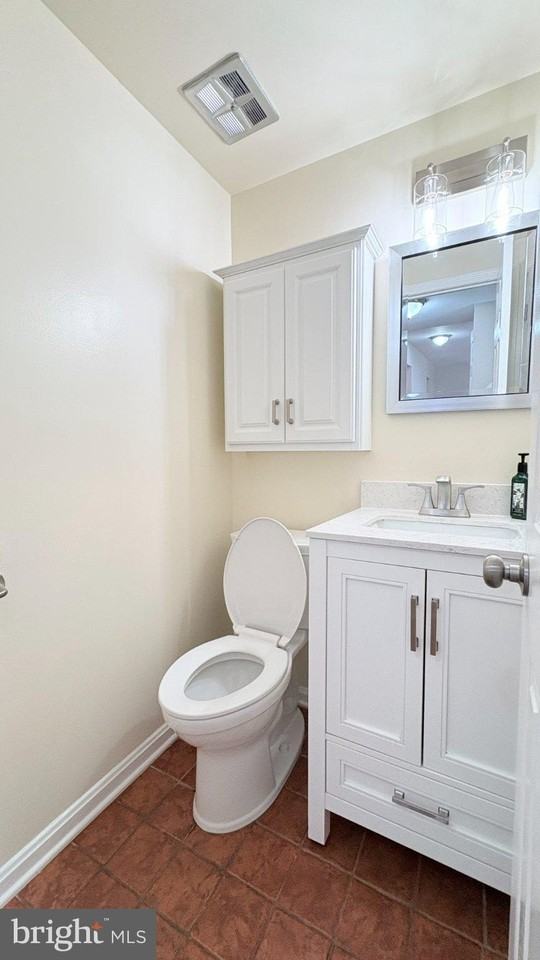 2174 Mayflower Dr - Photo 7 of 20