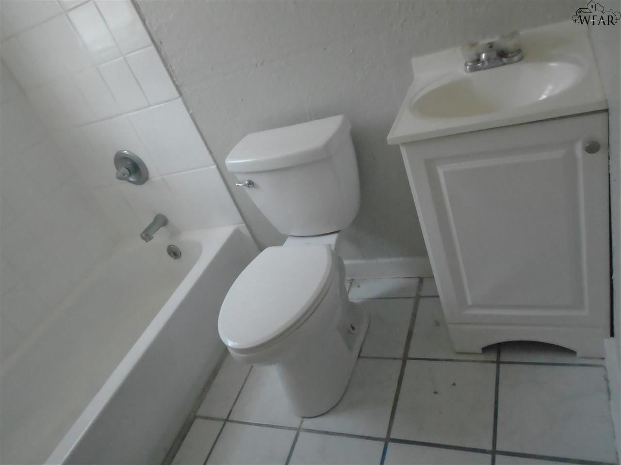 1511 22nd St - Photo 5 of 14