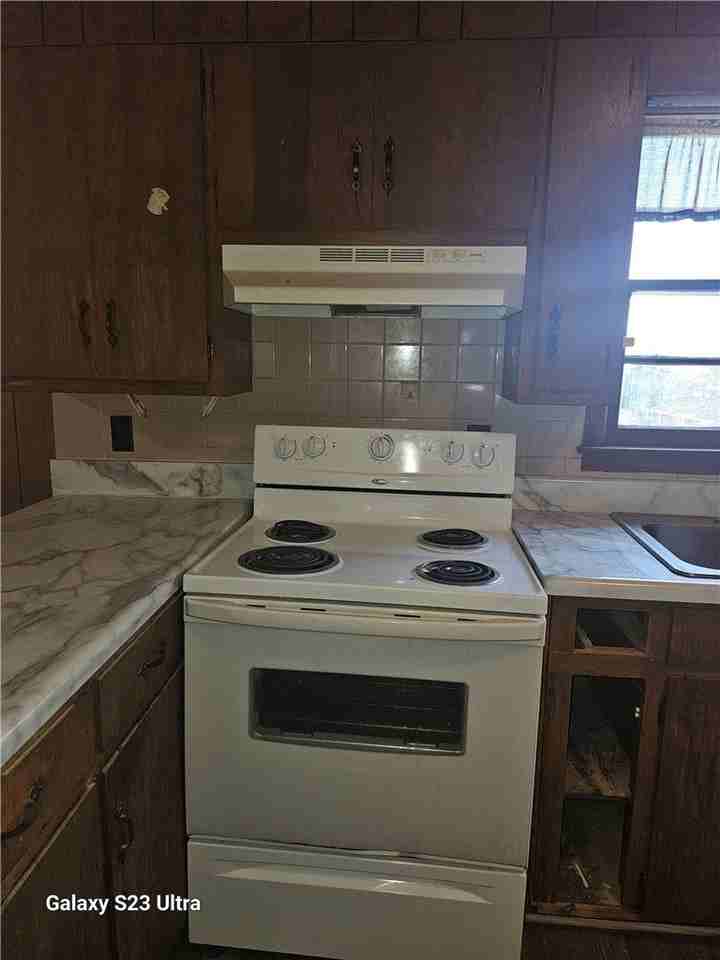 204 Morris St #B - Photo 3 of 13
