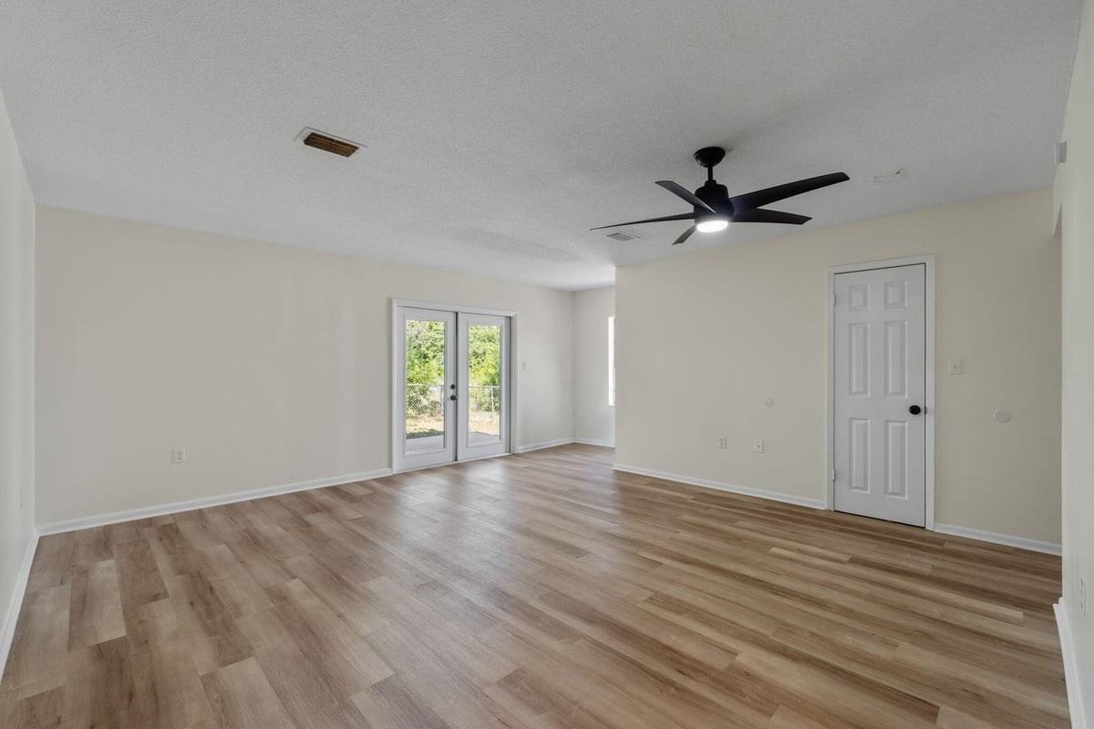 37 12th St - Photo 6 of 33