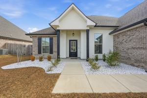 featured image of 4631 Jayhawk Dr