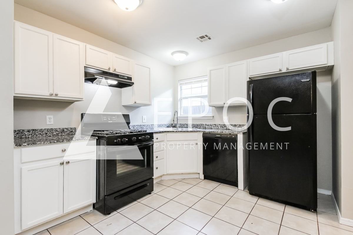 2010 W 58th St - Photo 2 of 18