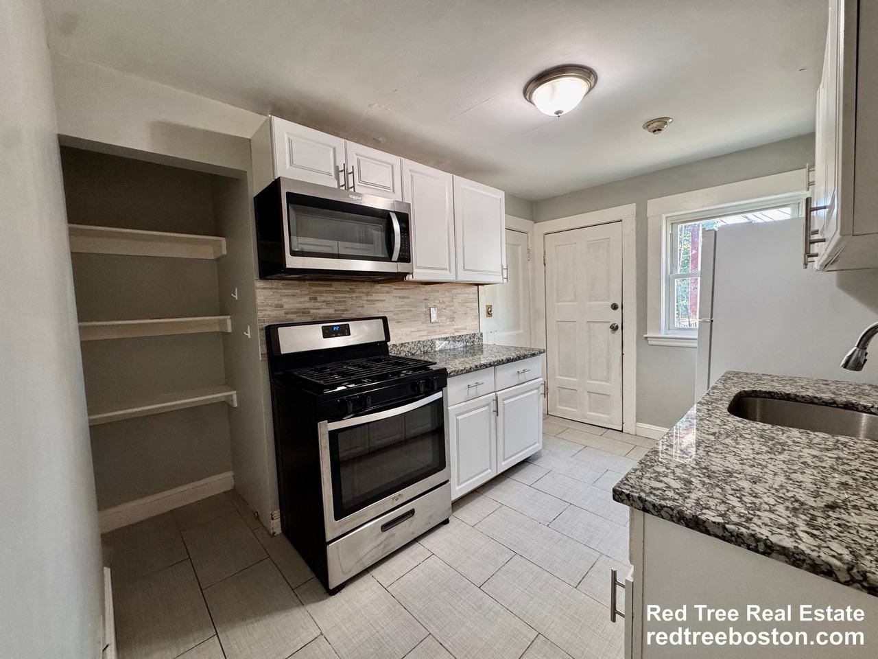 4907 Washington St #1R - Photo 4 of 44