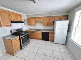featured image of 40 Hurd St #2