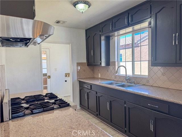 7443 Irvine Ave - Photo 6 of 8