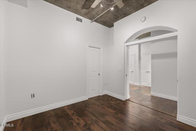 840 E Green St #417 - Photo 2 of 8
