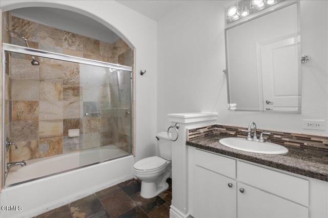 840 E Green St #417 - Photo 4 of 8