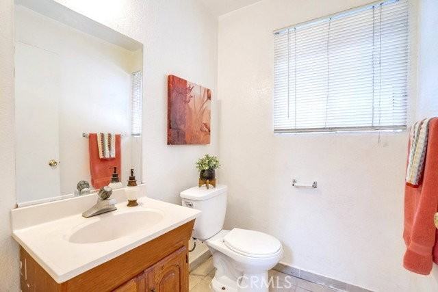 872 N Euclid Ave #1 - Photo 7 of 8