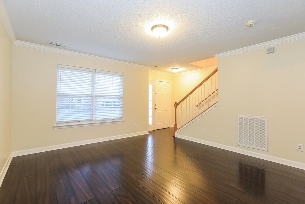 124 Baker Springs Ln - Photo 4 of 15
