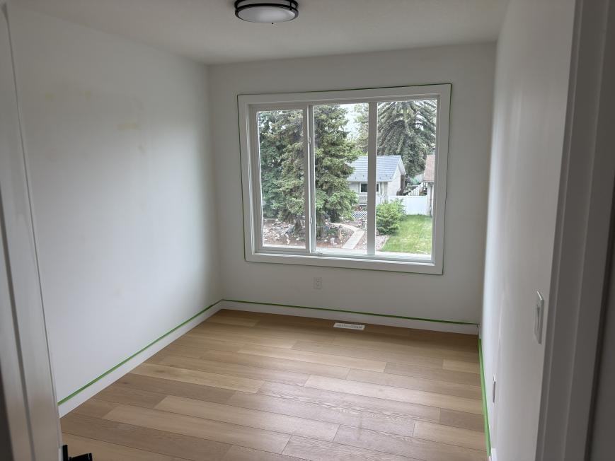 8903 155 St Nw - Photo 4 of 10