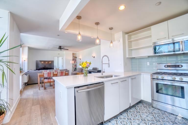 509 48th Ave - Photo 5 of 10