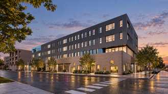 4340 N California Ave - Photo 1 of 1