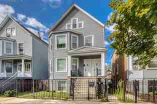 2842 N Avers Ave - Photo 1 of 1