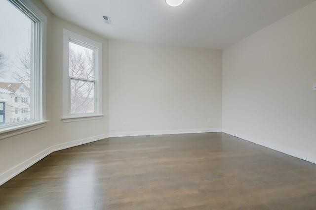 2842 N Avers Ave - Photo 7 of 10