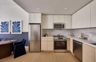 505 Summit Ave - Photo 1 of 1