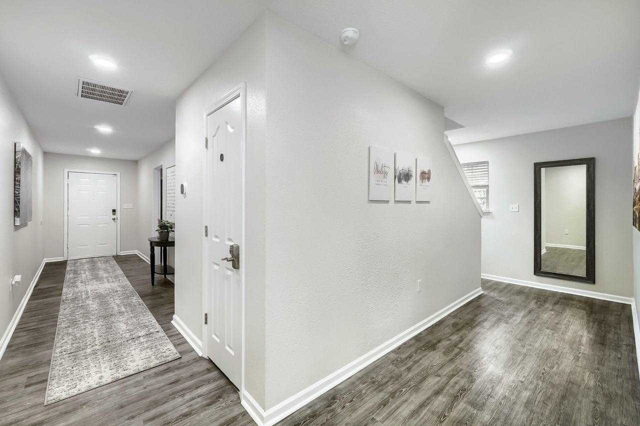 Biederbeck Dr - Photo 2 of 35