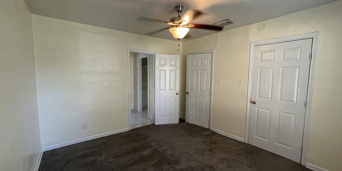2206 Maryland St - Photo 5 of 9