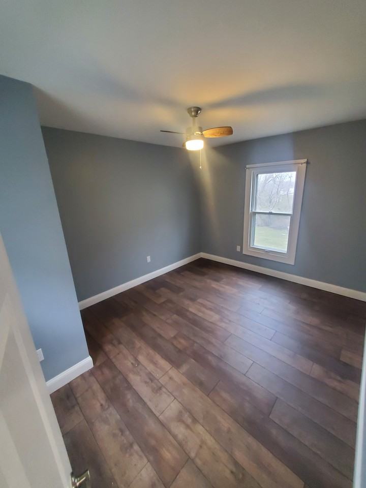 1289 Walnut St #1 - Photo 3 of 9