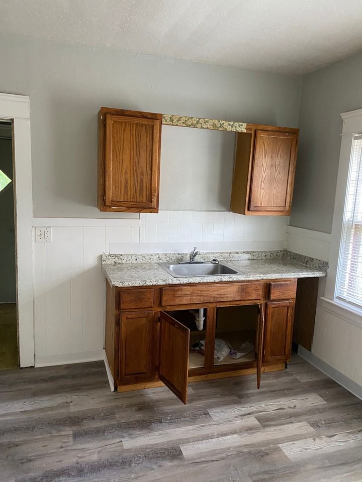 3136 E 98th St #36 - Photo 6 of 12