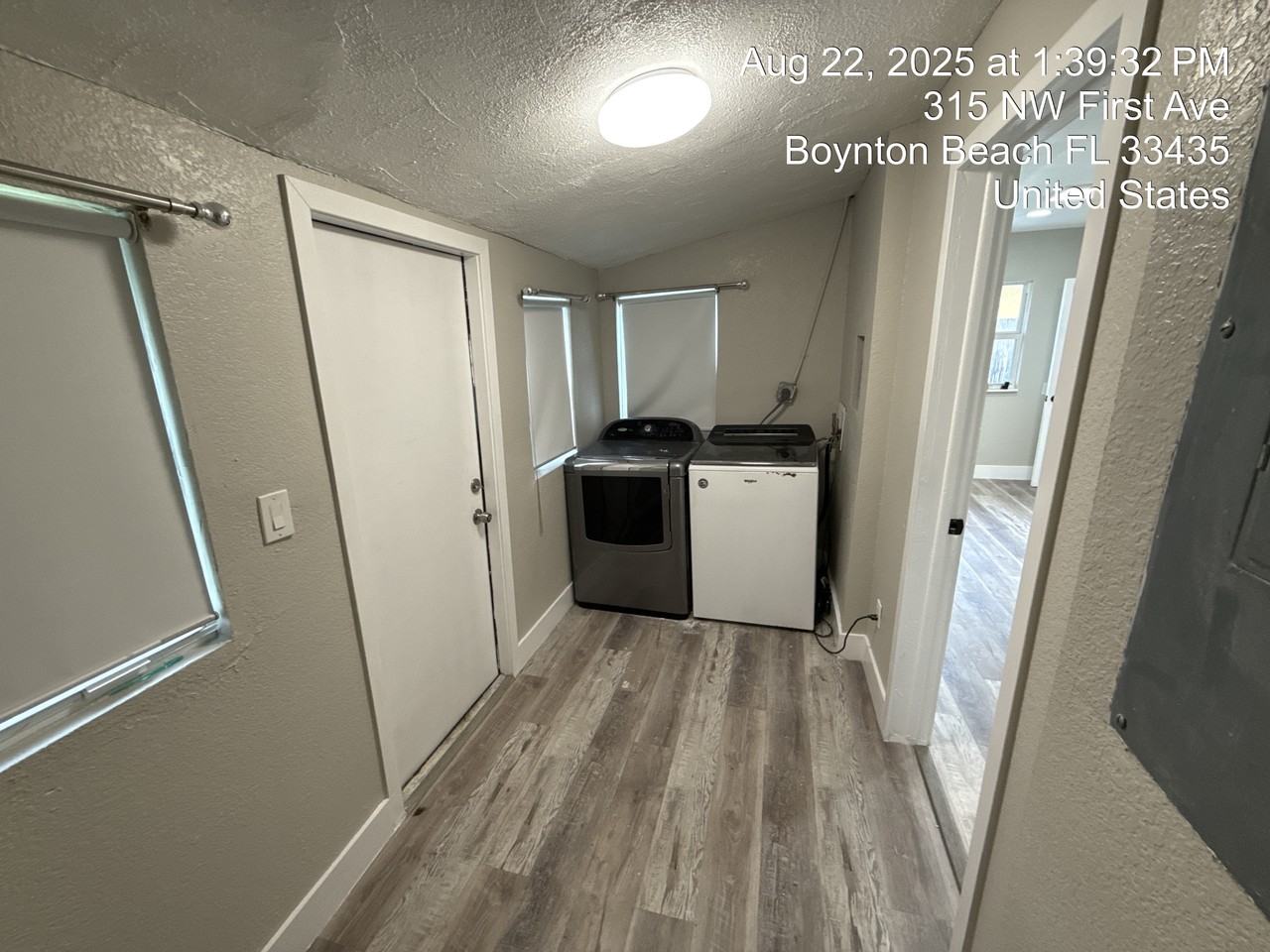 315 Nw 1st Ave - Photo 2 of 26