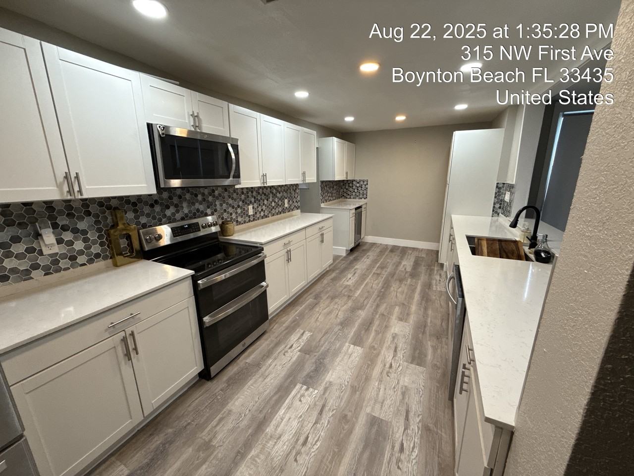315 Nw 1st Ave - Photo 7 of 26